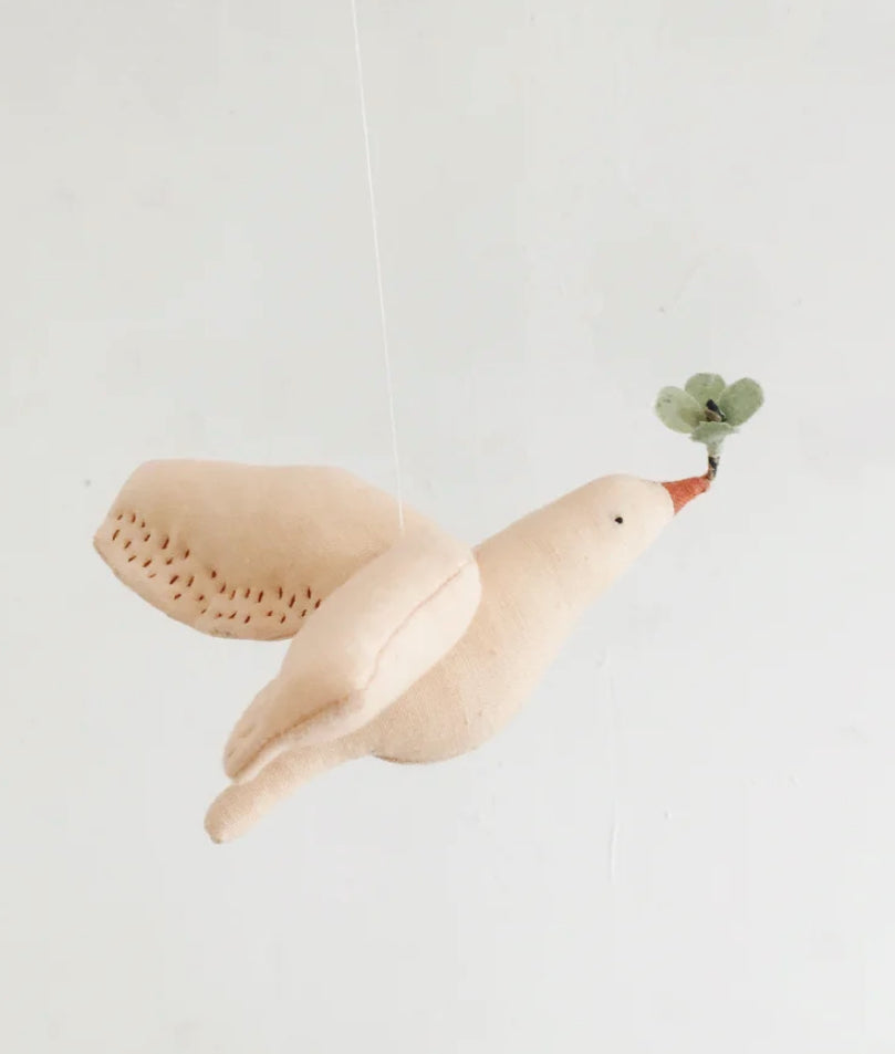 Bird mobile lichtroze