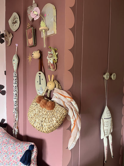 Poppenhuis, Katoenen Wandkleed, Geborduurd